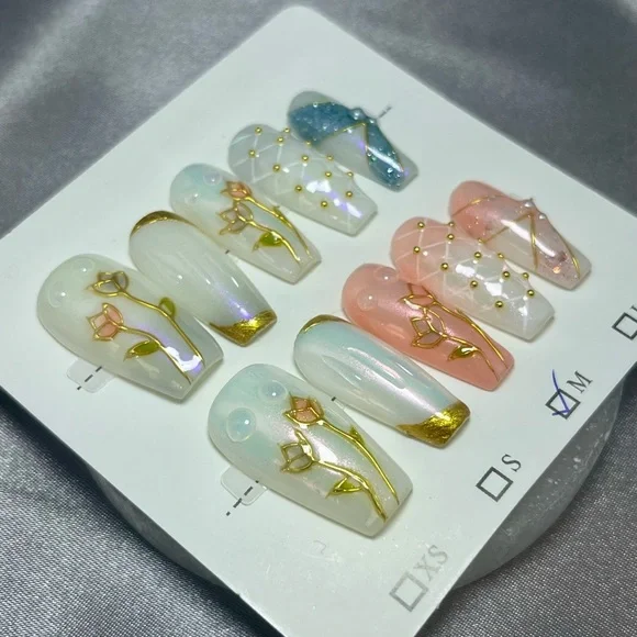 Elegant Floral & 3D Geometric Press On Nails 10 pc handmade reusable medium NWT - Picture 4 of 7